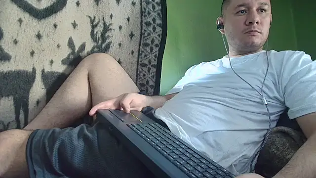 sweet cock28 online show from June 11, 2026, 3:10 pm