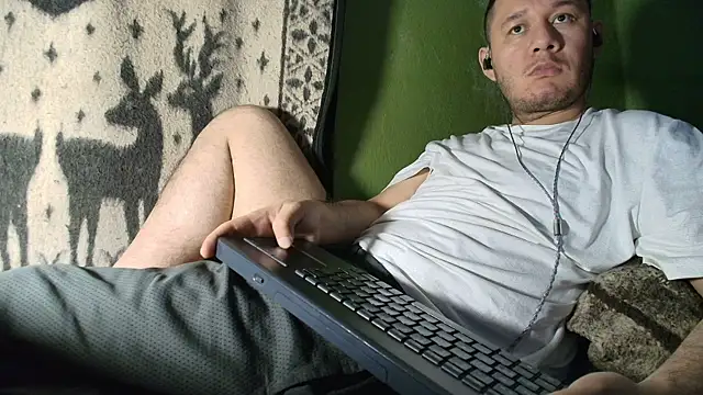 sweet cock28 online show from June 14, 2026, 3:19 am