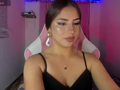 Snapshot of lucykinky22 chatting on October 25, 2025, 10:26 pm lucykinky22 online show from October 25, 2025, 10:26 pm