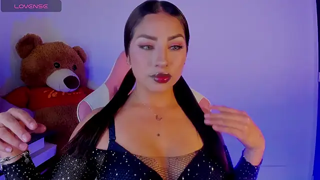 Snapshot of lucykinky22 chatting on November 6, 2025, 10:21 pm lucykinky22 online show from November 6, 2025, 10:21 pm