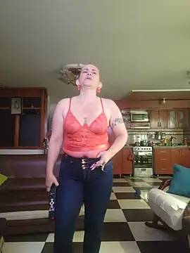 SeductionSilera online show from May 6, 2026, 5:18 pm