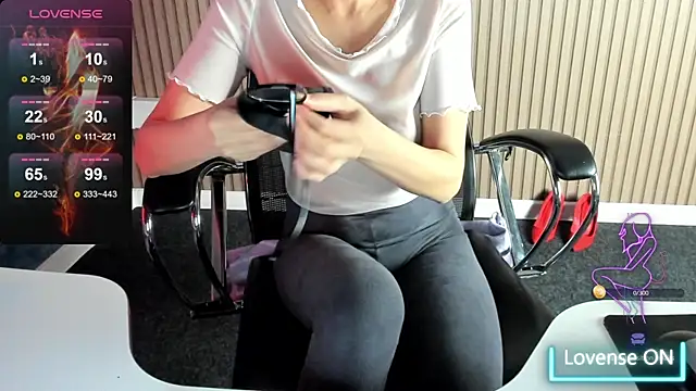 mommy cum1 online show from April 28, 2026, 1:48 am