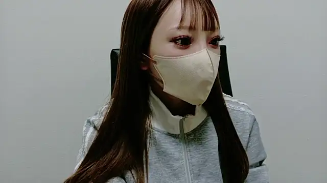 Snapshot of nemui_oyasumi chatting on October 6, 2025, 10:45 am nemui oyasumi online show from October 6, 2025, 10:45 am