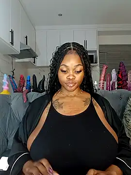 Yung-Missy online show from June 3, 2026, 2:47 am