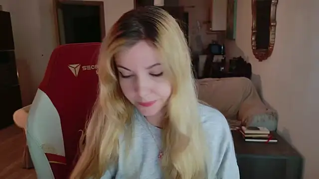 Cassycum online show from February 7, 2026, 8:34 pm