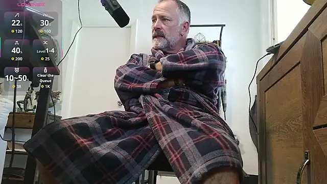 DaddybearVLC online show from March 24, 2026, 3:06 pm