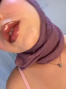 Snapshot of naughty__angel chatting on September 26, 2025, 11:03 am naughty angel online show from September 26, 2025, 11:03 am