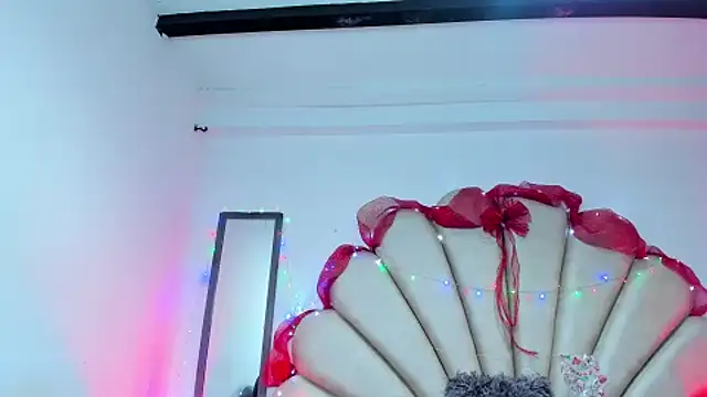 Natasha  Blue online show from December 21, 2024, 1:58 am