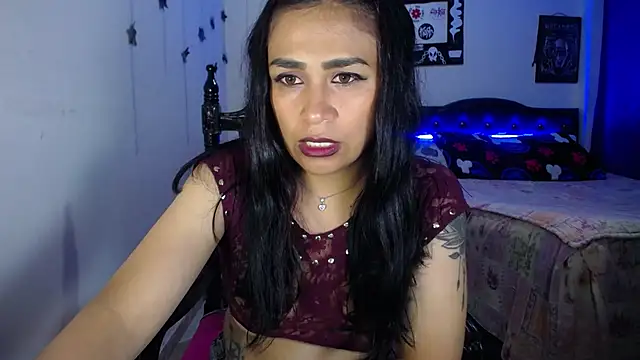 Snapshot of pinky_violeta chatting on December 23, 2024, 6:27 pm pinky violeta online show from December 23, 2024, 6:27 pm