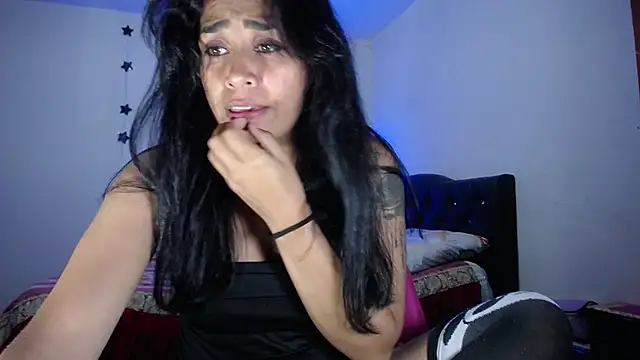 Snapshot of pinky_violeta chatting on January 25, 2025, 3:19 am pinky violeta online show from January 25, 2025, 3:19 am