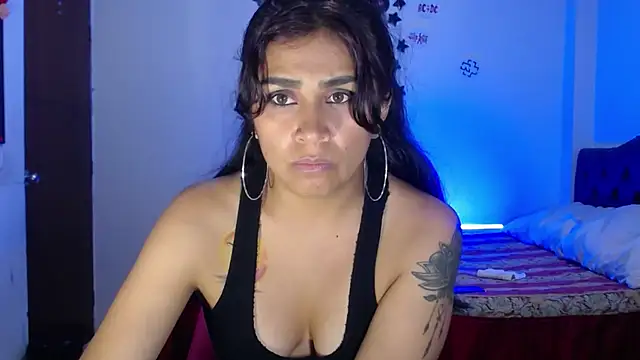 Snapshot of pinky_violeta chatting on February 23, 2025, 9:26 pm pinky violeta online show from February 23, 2025, 9:26 pm