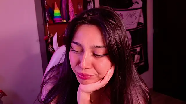amber yull online show from May 15, 2026, 2:24 pm