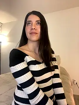 Snapshot of saori_10 chatting on January 9, 2026, 5:54 am saori 10 online show from January 9, 2026, 5:54 am