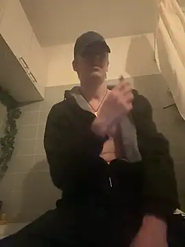 Toyjungee online show from January 13, 2025, 4:51 pm