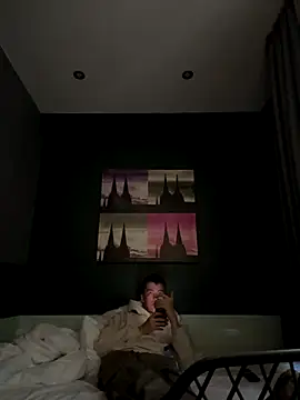 Toyjungee online show from December 15, 2025, 8:29 am