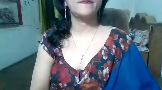 Snapshot of Cute_Mahi22 chatting on February 18, 2025, 5:10 pm Cute Mahi22 online show from February 18, 2025, 5:10 pm