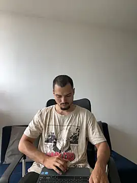 yourfavoritesbj online show from September 18, 2025, 2:19 pm