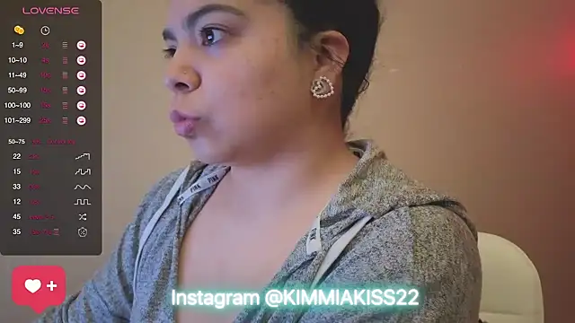 kimmiakiss22 online show from January 23, 2025, 3:05 am