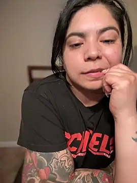 kimmiakiss22 online show from January 30, 2025, 8:43 am