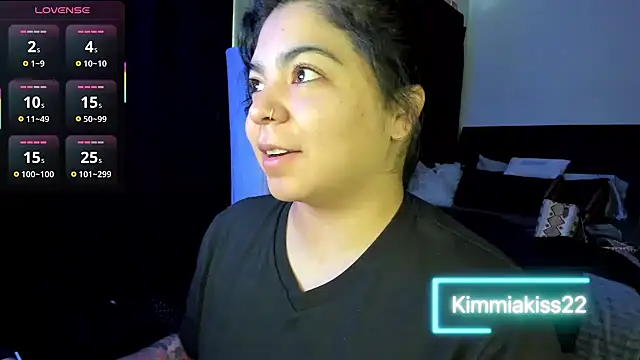 kimmiakiss22 online show from September 9, 2025, 4:17 pm