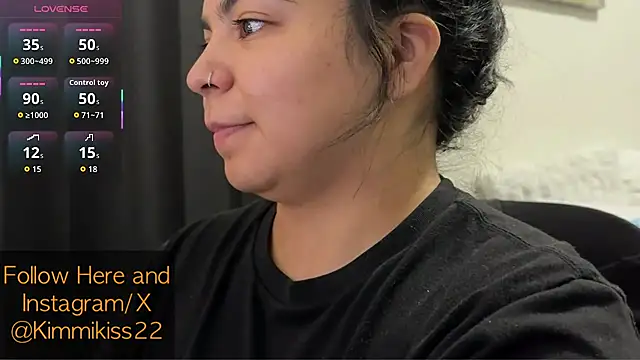 Snapshot of kimmiakiss22 chatting on October 27, 2025, 12:26 am kimmiakiss22 online show from October 27, 2025, 12:26 am