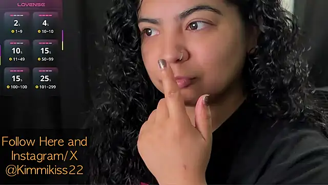 Snapshot of kimmiakiss22 chatting on October 29, 2025, 8:32 pm kimmiakiss22 online show from October 29, 2025, 8:32 pm