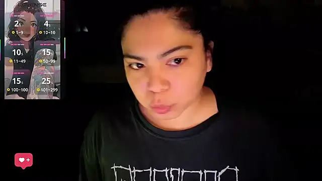kimmiakiss22 online show from July 4, 2026, 11:22 pm