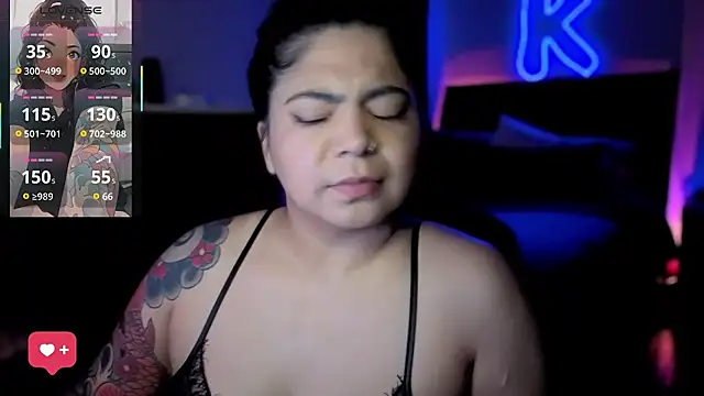 kimmiakiss22 online show from July 31, 2026, 1:27 am