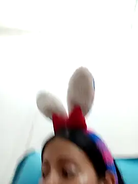 Hot bunny2024 online show from March 6, 2025, 6:26 pm