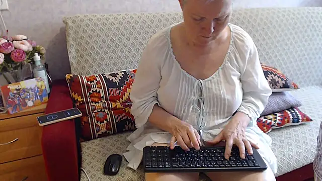 zarinafonliberman online show from July 9, 2026, 7:45 am
