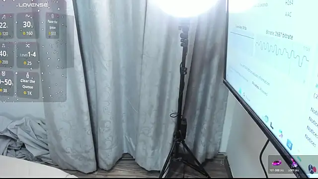 xhinata hyugax online show from June 6, 2026, 1:43 am