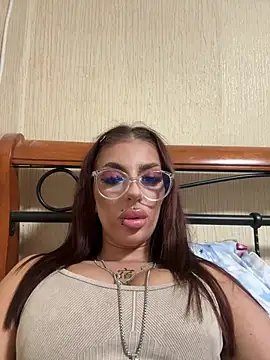tedybunny69 online show from May 7, 2026, 6:02 pm