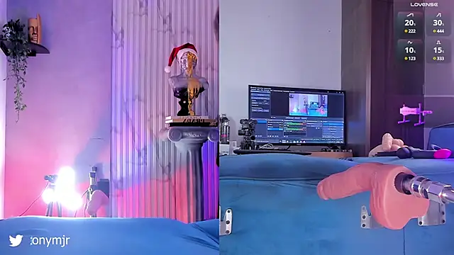 Snapshot of tonysears__ chatting on December 3, 2024, 2:47 am tonysears   online show from December 3, 2024, 2:47 am