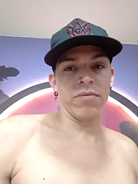 BvlgarVoyss online show from November 4, 2025, 6:12 am