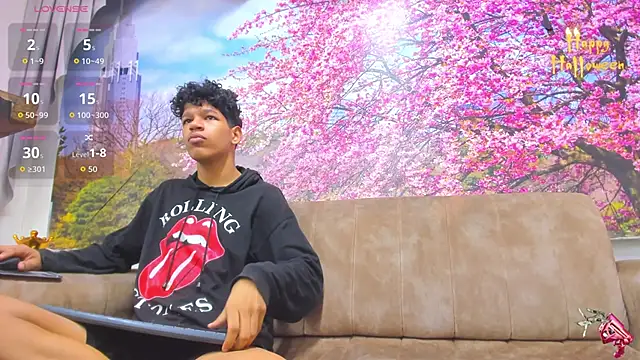 BvlgarVoyss online show from November 15, 2025, 5:42 pm