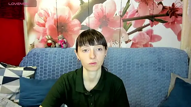 TayanaJons online show from May 7, 2026, 7:14 am