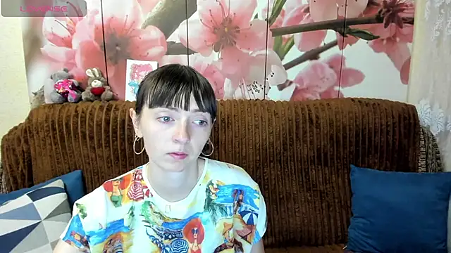 TayanaJons online show from June 24, 2026, 7:18 am