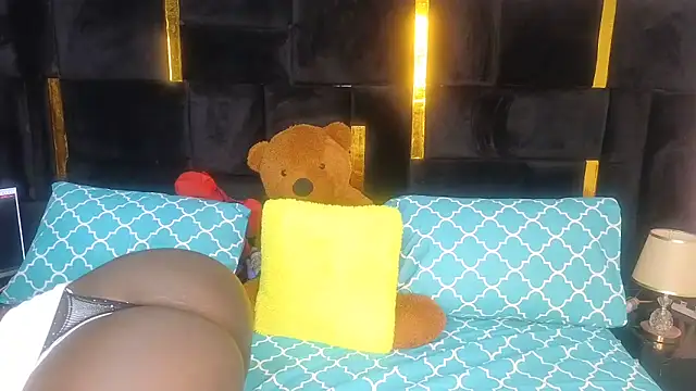 Snapshot of Sexy_sharntel chatting on September 28, 2025, 9:31 pm Sexy sharntel online show from September 28, 2025, 9:31 pm