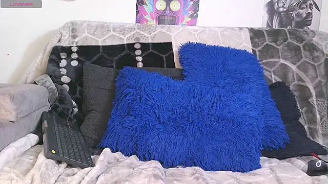 Snapshot of IM_MAYA chatting on February 16, 2025, 7:27 pm IM MAYA online show from February 16, 2025, 7:27 pm