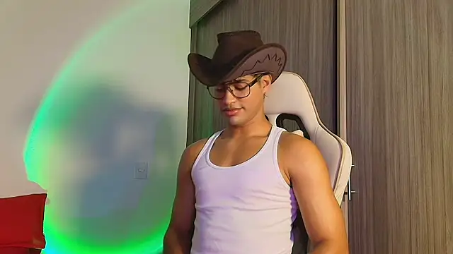 Jimmy Leeh  online show from October 11, 2025, 11:36 pm