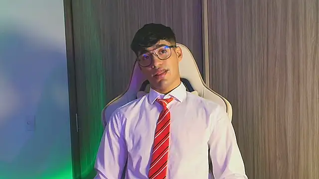 Jimmy Leeh  online show from October 27, 2025, 3:32 am