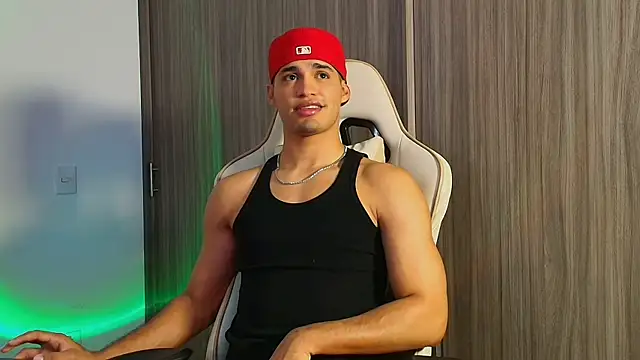 Jimmy Leeh  online show from December 5, 2025, 4:21 am