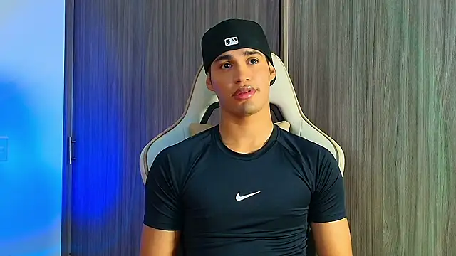 Jimmy Leeh  online show from February 5, 2026, 4:50 am