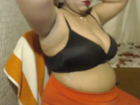 Snapshot of Oh_Maya chatting on May 24, 2026, 4:23 pm Oh Maya online show from May 24, 2026, 4:23 pm