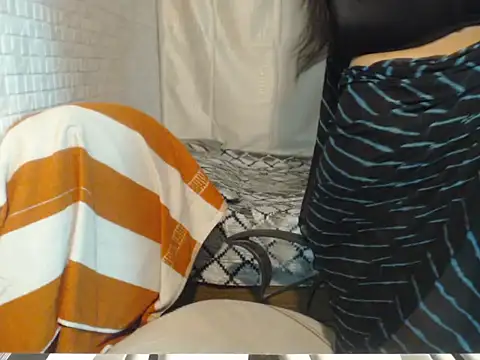 Snapshot of Oh_Maya chatting on June 10, 2026, 3:50 am Oh Maya online show from June 10, 2026, 3:50 am