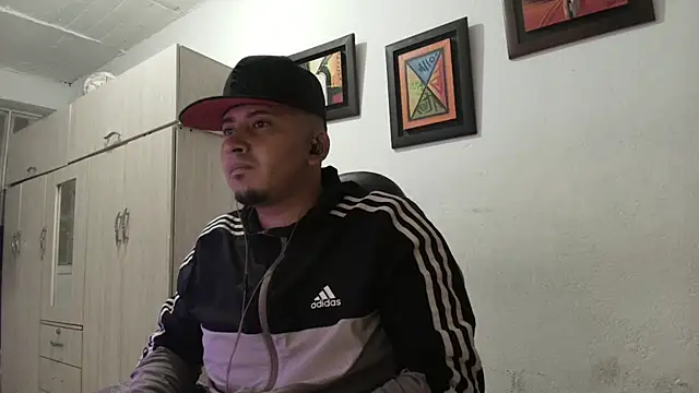 Snapshot of myke_andrade chatting on September 25, 2025, 2:59 am myke andrade online show from September 25, 2025, 2:59 am