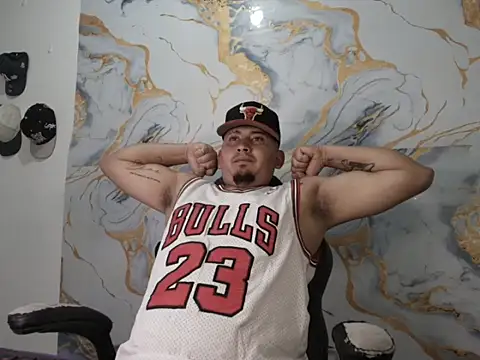 myke andrade online show from February 12, 2026, 5:35 am