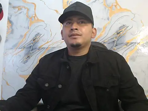 Snapshot of myke_andrade chatting on May 25, 2026, 8:37 pm myke andrade online show from May 25, 2026, 8:37 pm