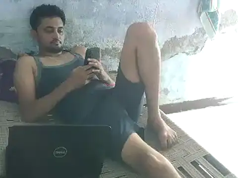 Rocobodymassager online show from May 26, 2026, 5:47 am