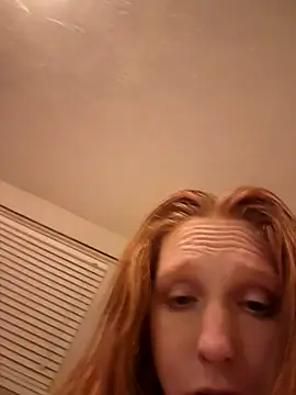 GoldenFlameGoddess online show from February 9, 2025, 1:44 am